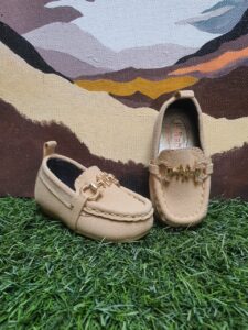 fancy casual pump for girls silver and begin