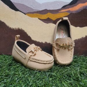 fancy casual pump for girls silver and begin