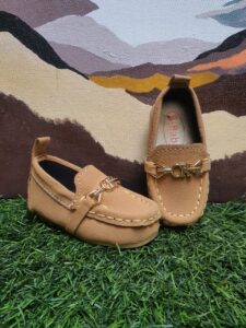 fancy casual pump for girls silver and begin